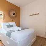 Lejlighed Modern, Quiet 3-bedroom With Parking Marcq-en-Baroeul