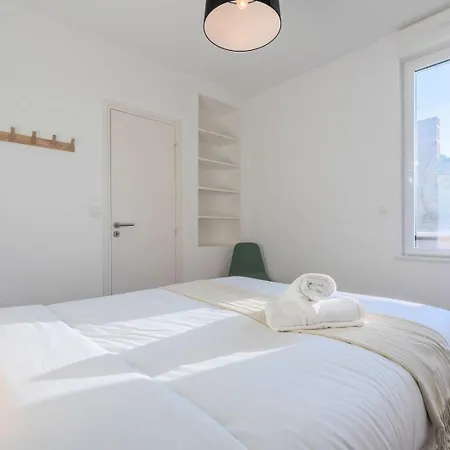 Apartamento Modern, Quiet 3-bedroom With Parking