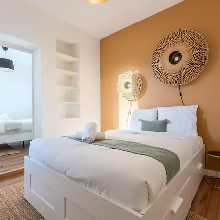 Modern, Quiet 3-bedroom With Parking