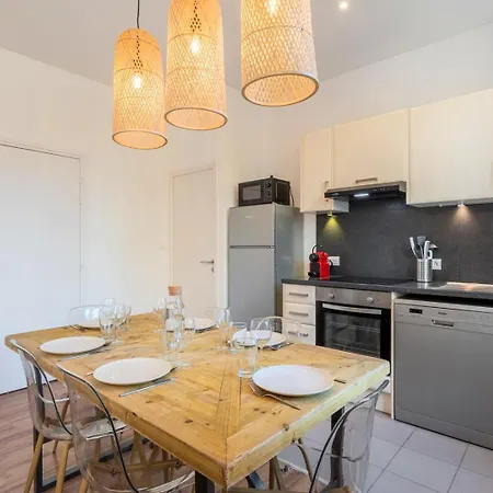 Modern, Quiet 3-bedroom With Parking